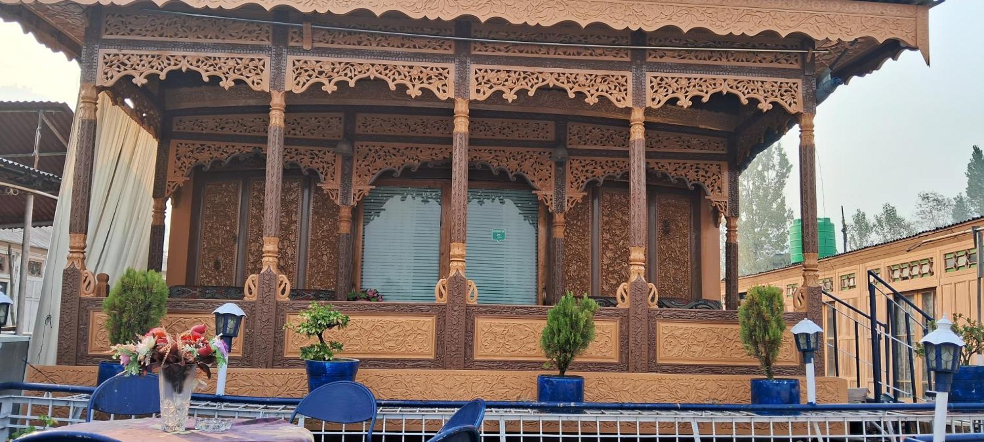 Goona Palace Houseboats Srīnagar Exterior foto