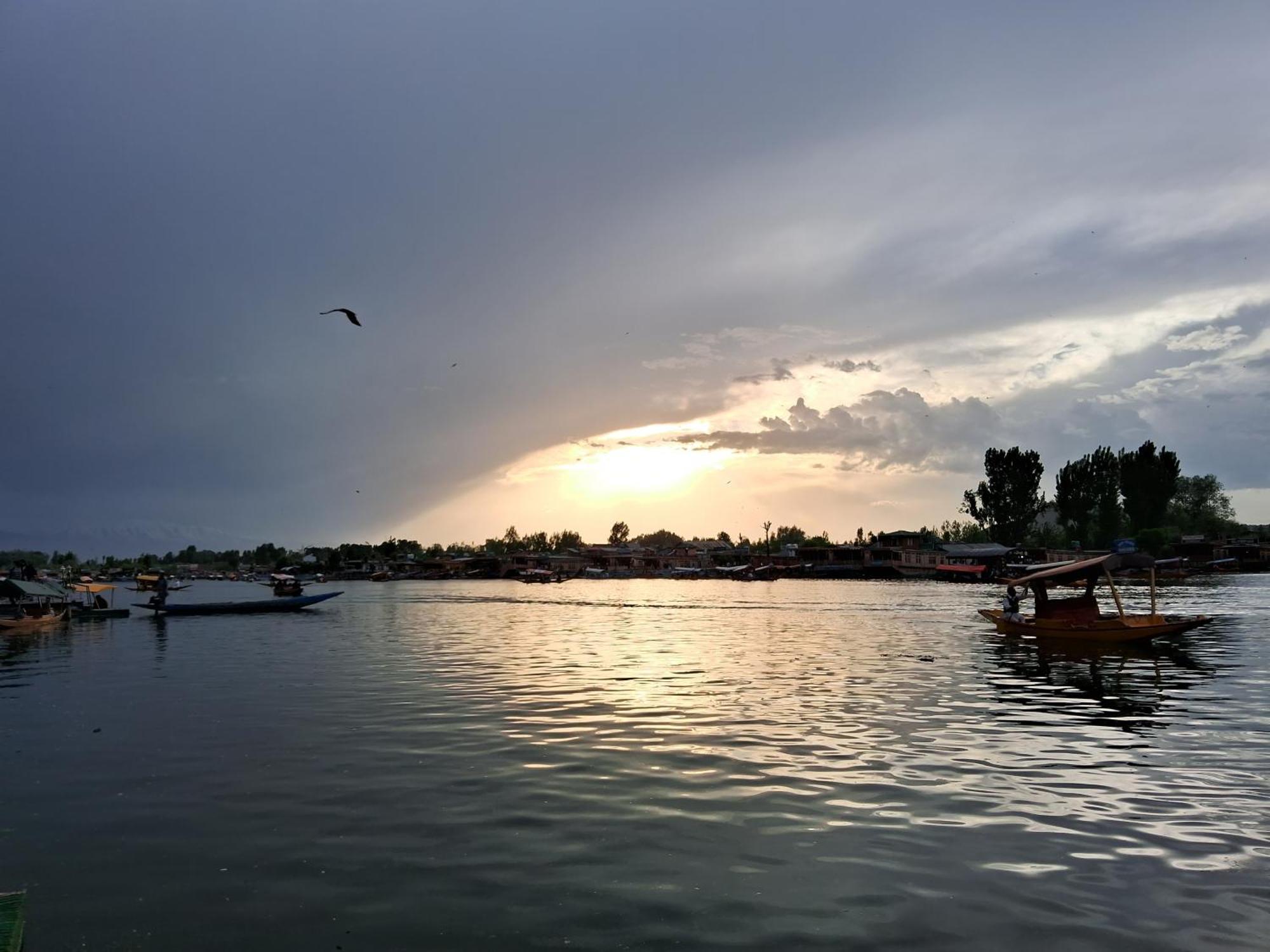 Goona Palace Houseboats Srīnagar Exterior foto